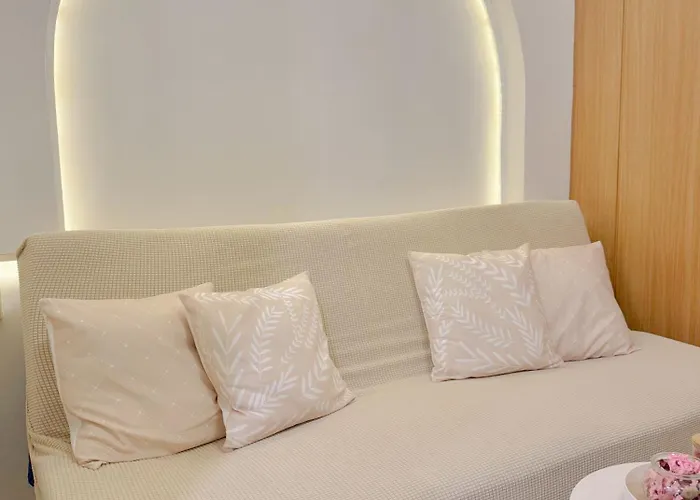 Moa Shell Residences Tower B 1br With Pullout Bed And Sofabed Balcony Pool View Aparthotel