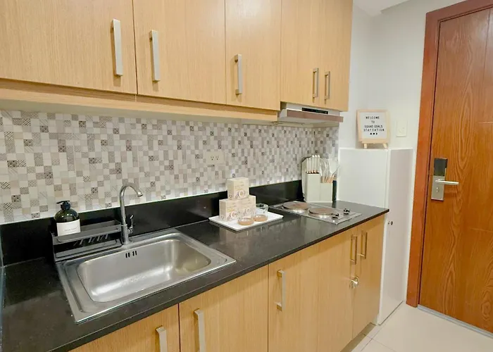 Moa Shell Residences Tower B 1br With Pullout Bed And Sofabed Balcony Pool View Aparthotel *