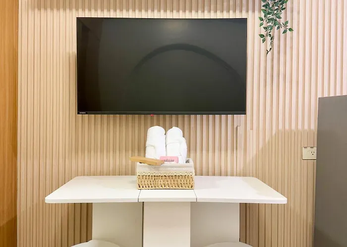Aparthotel Moa Shell Residences Tower B 1br With Pullout Bed And Sofabed Balcony Pool View Manila