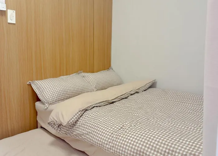 Aparthotel Moa Shell Residences Tower B 1br With Pullout Bed And Sofabed Balcony Pool View Manila