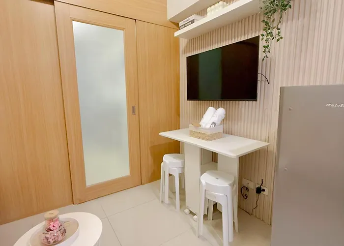 Aparthotel Moa Shell Residences Tower B 1br With Pullout Bed And Sofabed Balcony Pool View Manila