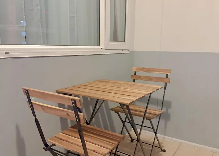 Moa Shell Residences Tower B 1br With Pullout Bed And Sofabed Balcony Pool View Aparthotel